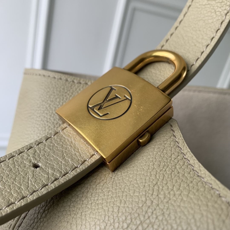 LV Shopping Bags